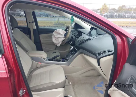 2013 Ford Escape Se z USA, uszkodzony, nr VIN 1FMCU0GX5DUA92141